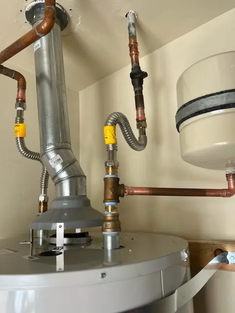 Water heater installation and plumbing repair in Groesbeck